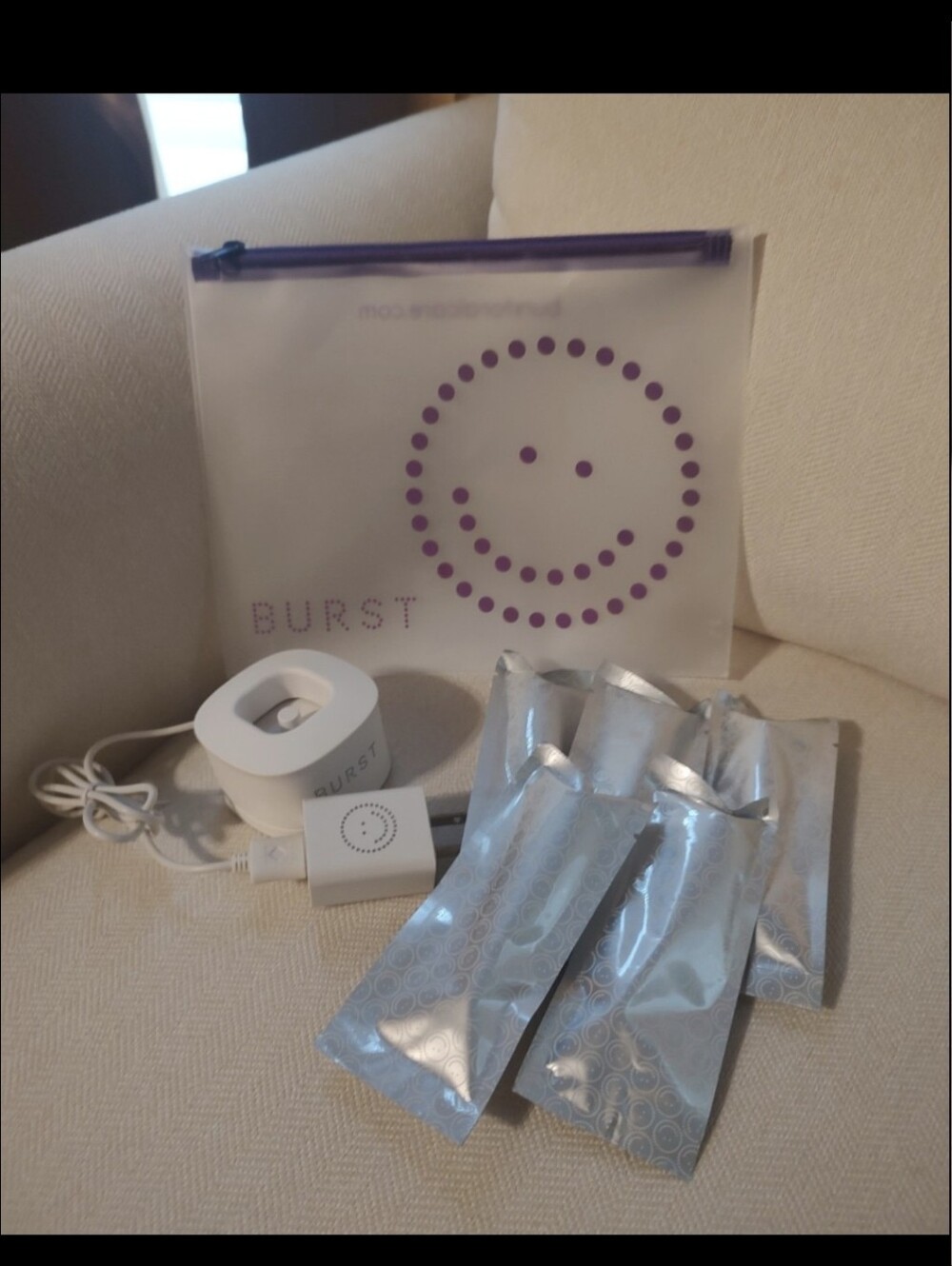 Burst Sonic Tooth Brush Heads, Charger And Bag